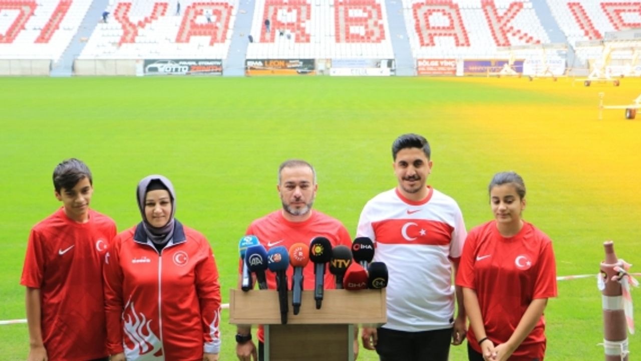 Aydın: Tüm Diyarbakırlıları milli maça bekliyoruz