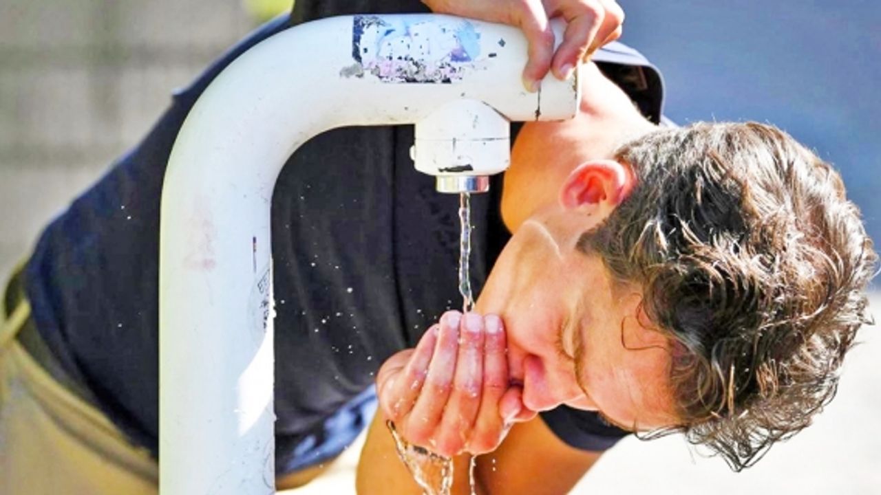 Günde 2 litre su içilmeli’ efsanesi çürütüldü