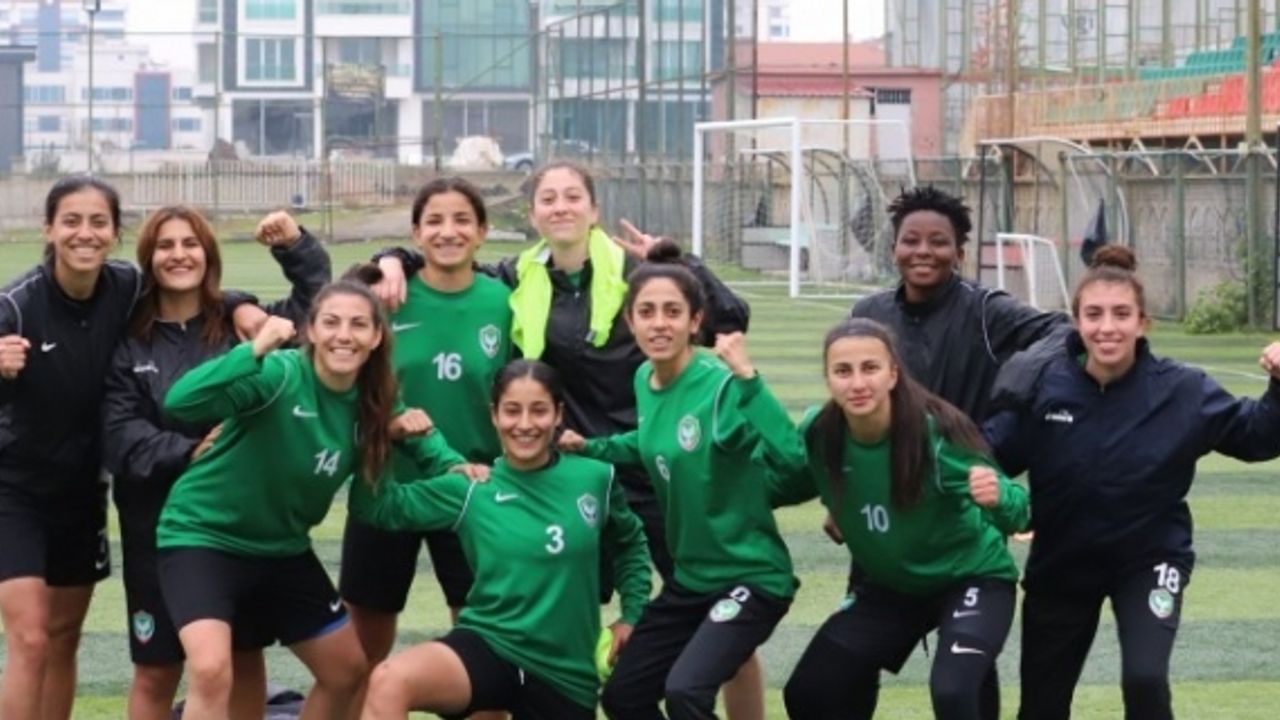 Amedspor Kadın Futbol Takımı 3-0 kazandı
