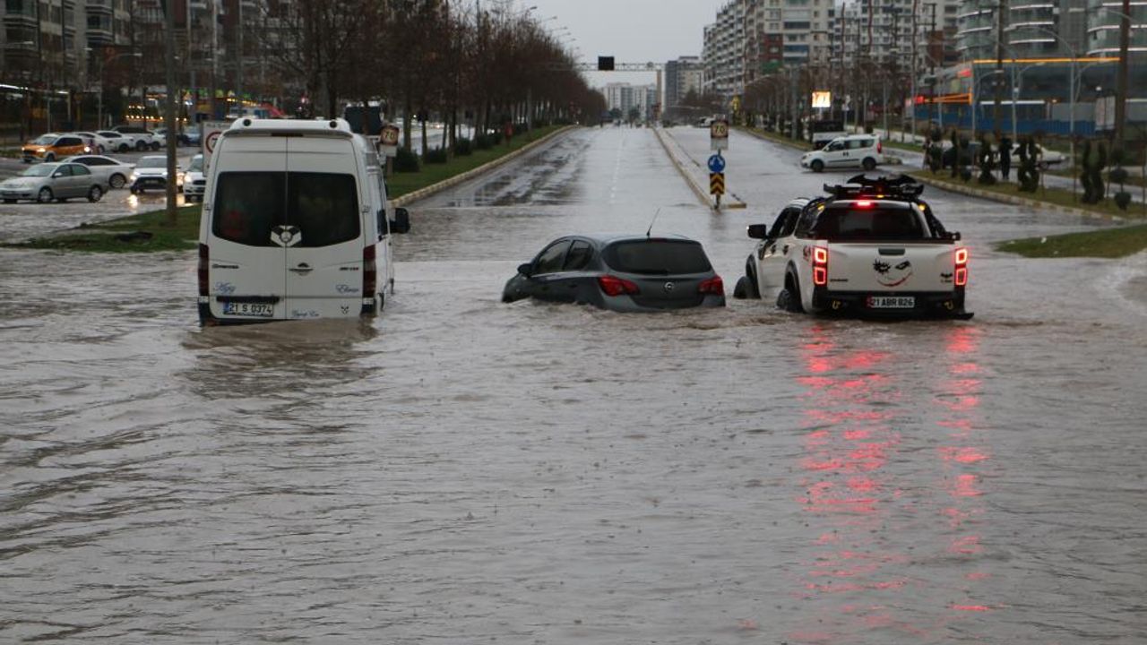 Diyarbakır Valisi'nden yağış uyarısı