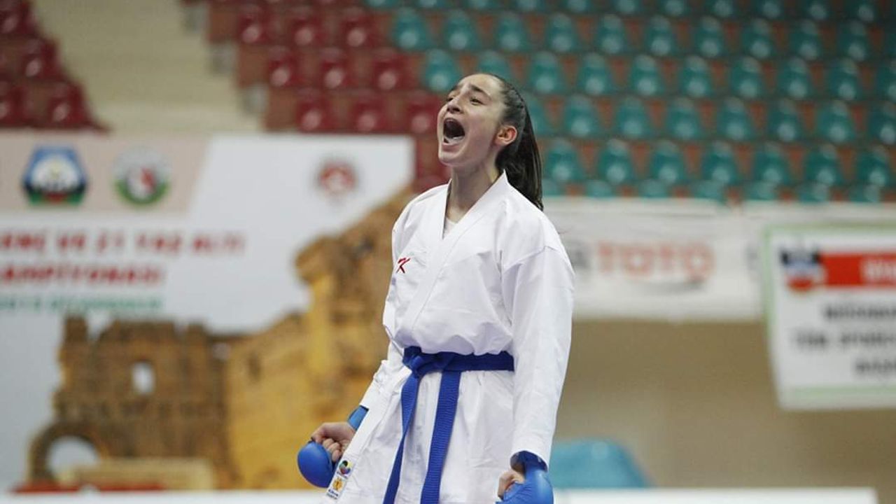 Sena Kızılaslan Türkiye Karate Milli Takımı'nı Sırbistan'da temsil edecek