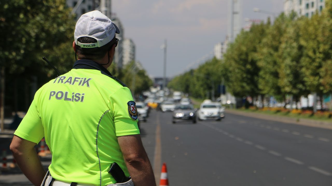 Diyarbakır’da sürücülere dronlu denetim: 19 bin lira ceza kesildi