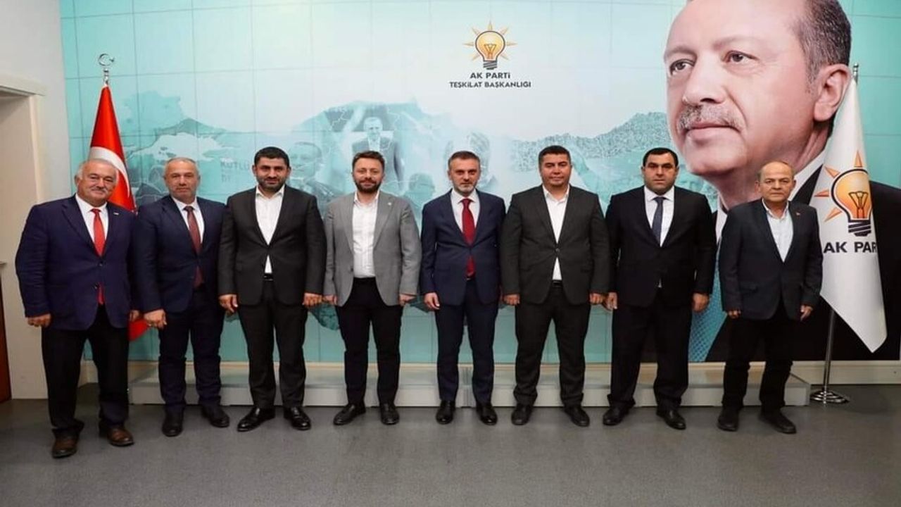 AK Parti Sinop'ta 4 ilçeye yeni başkan atadı