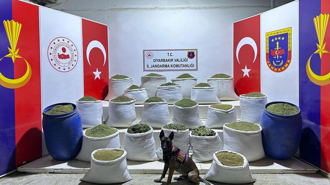 Diyarbakır'da 2 ton esrar ele geçirildi
