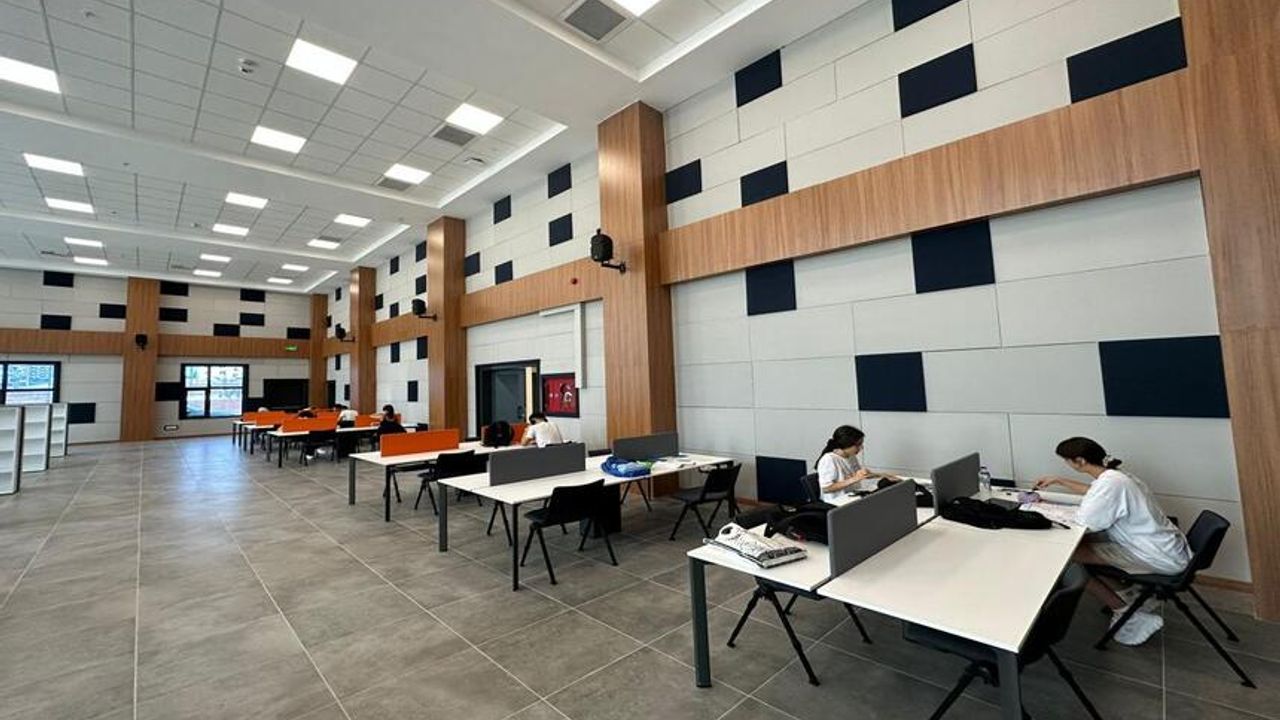 Diyarbakır'a yeni halk kütüphanesi açıldı