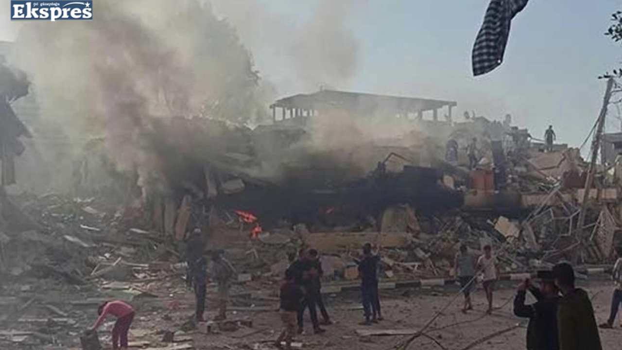 Han Yunus Hastanesi'nin yakınında bir eve hava saldırısı