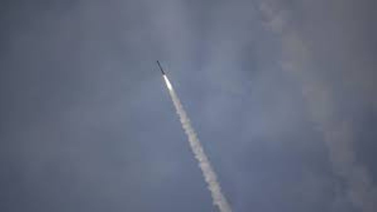 Lübnan’dan fırlatılan roket İsrail’e düştü