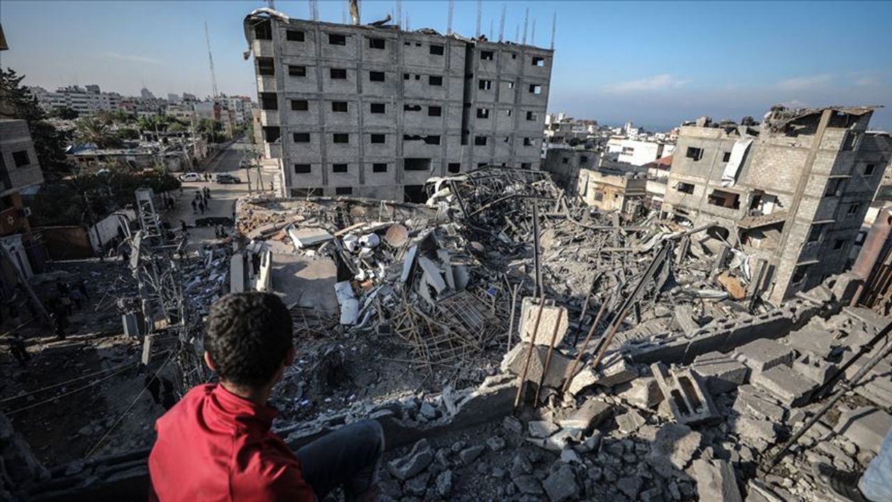 Gazze’de can kaybı 23 bini aştı