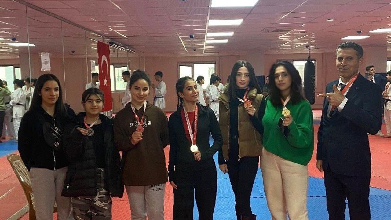 Diyarbakırlı karateciler müsabakalarda 3 birincilik aldı