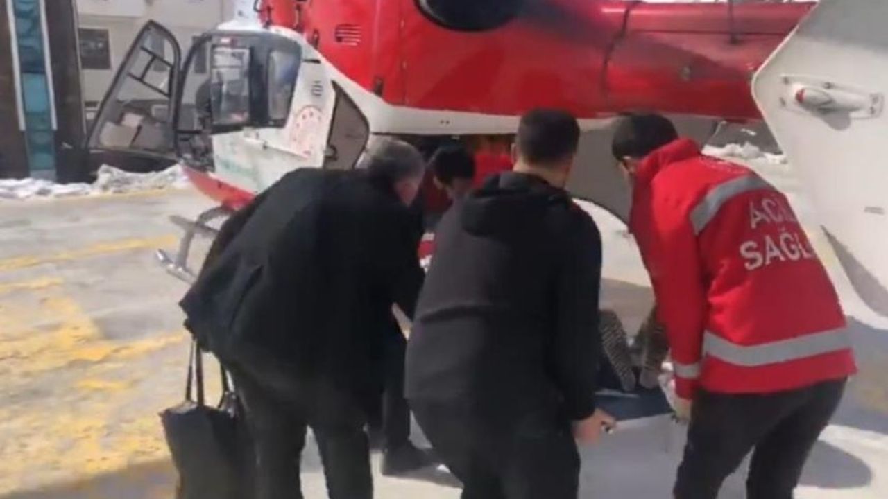 Hamile kadın, helikopter ambulansla hastaneye kaldırıldı