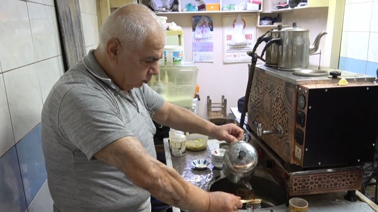 5 metrekarelik dükkanda 50 yılını geçirdi