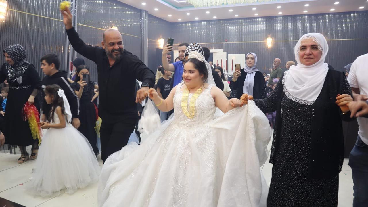 Diyarbakır’da ağlatan düğün: Damatsız gelin oldu, gözyaşları sel oldu