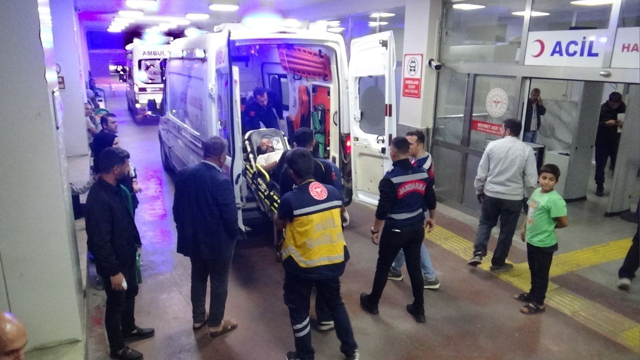 Cezaevinde 18 hükümlü gıda zehirlenmesi şüphesiyle hastaneye kaldırıldı
