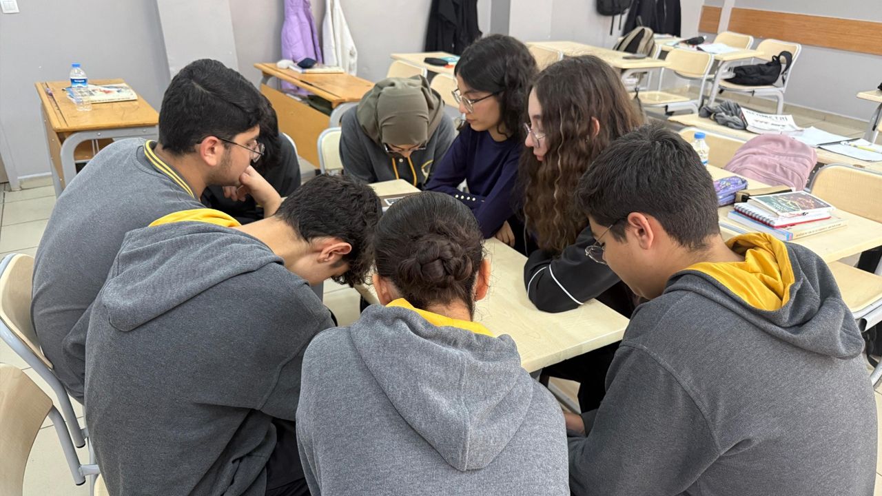 Diyarbakır’da sınav stresine radyo çözümü