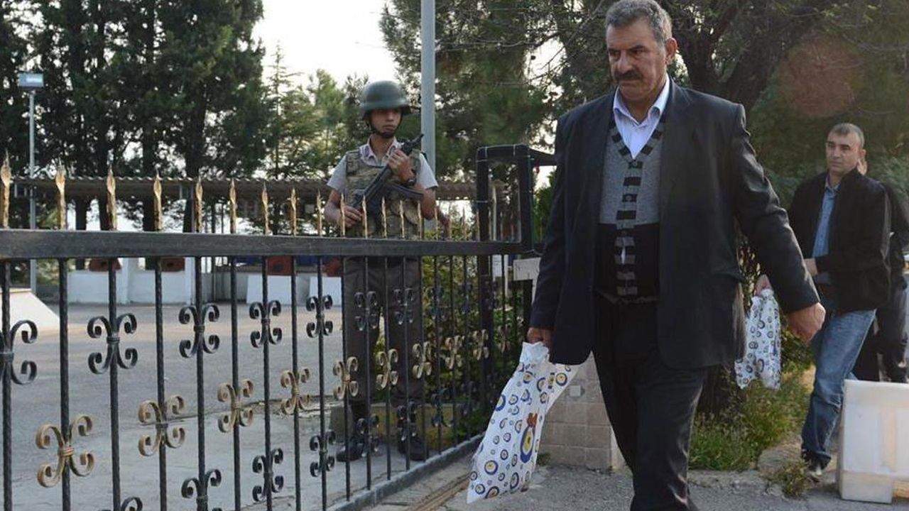 İmralı'da Öcalan'la sürpriz görüşme