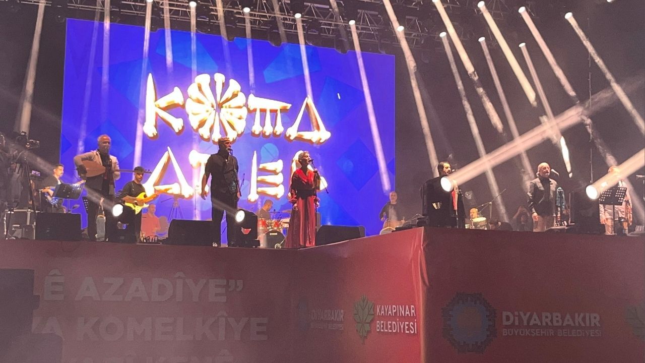 Diyarbakır’da Koma Amed konseri coşkuyla başladı