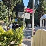 Cemaat mensupları Karacaahmet Mezarlığı'nda toplandı