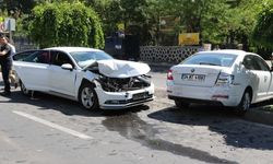 VİDEO- Zincirleme trafik kazası: 3 yaralı
