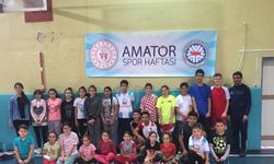 Amatör spor haftası badminton turnuvası yapıldı