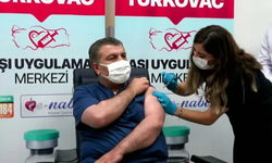 Bakan Koca, Turkovac aşısı yaptırdı