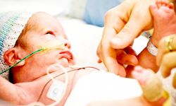 Prematüre bebek gelişiminde ilk 1 yıl takip önemli