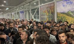 Diyarbakırlılar sınır kapılarına akın etti (video)