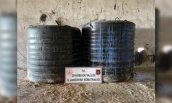 Diyarbakır’da bir çiftlikte 40 bin litre kaçak yakıt ele geçirildi