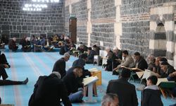 Ulu Camii’nde mukabele geleneği sürüyor (VİDEO)