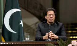 Pakistan'da eski başbakan tutuklandı