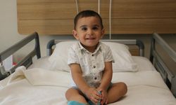 Diyarbakırlı Veysel bebek, "meckel divertikül" hastalığını atlattı