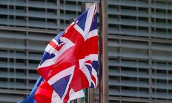 Britanya, Lübnan'daki vatandaşlarına bu ülkeden ayrılmalarını tavsiye etti