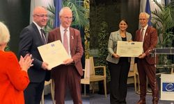 HDP'li Uca ve Özsoy'a 'Avrupa Konseyi Onursal Ödülü' verildi