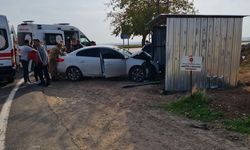 Mardin'de iki otomobil kafa kafaya çarpıştı: 3 yaralı