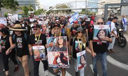 İsrailli esirlerin aileleri Kudüs’e 5 günlük yürüyüş başlattı