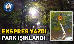 Ekspres yazdı, park ışıklandı