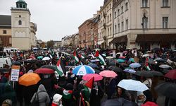 Polonya'da binlerce kişi Filistin'e destek için yürüdü