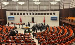 AK Partili vekiller Ferit Şenyaşar’ın üzerine yürüdü