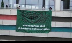 Diyarbakır'da bu kez AVM’ye "tevhid" bayrağı asıldı