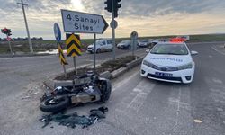 Diyarbakır’da otomobil ile motosiklet çarpıştı: 2 yaralı