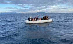 İzmir açıklarında 43 göçmen kurtarıldı