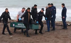 Antalya'da denizde bir erkek cesedi bulundu