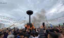 Diyarbakır’da Newroz Ateşi yakıldı