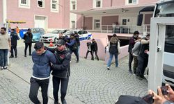 İzmir'deki Newroz’da gözaltına alınan 36 kişi adliyede