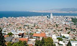 İzmir’de esrarengiz patlama