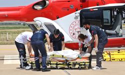 Diyarbakır’da ambulans helikopter 90 yaşındaki hasta için havalandı