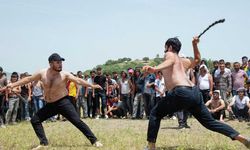 Diyarbakır’da geleneksel ‘kamçı” oyunu kanlı bitti