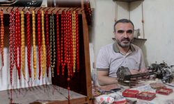 Diyarbakır'da tespih için arabalarını satıyorlar