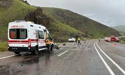 Ağrı'da feci kaza: 2 ölü, 5 yaralı