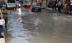 Urfa'da cadde ve sokaklar göle döndü