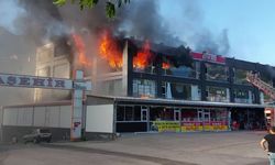 Amasya'da alışveriş merkezinde yangın; korku dolu anlar